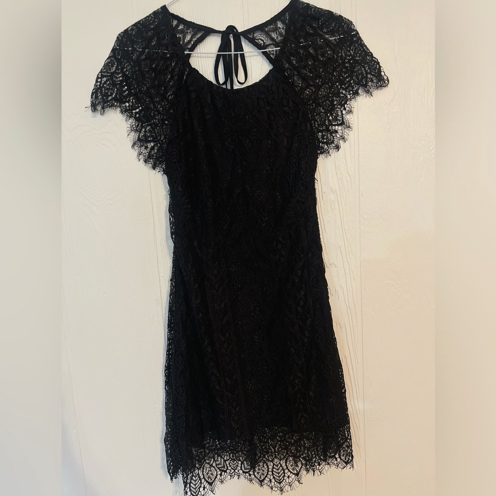 Signature8 Black Lace Midi Dress